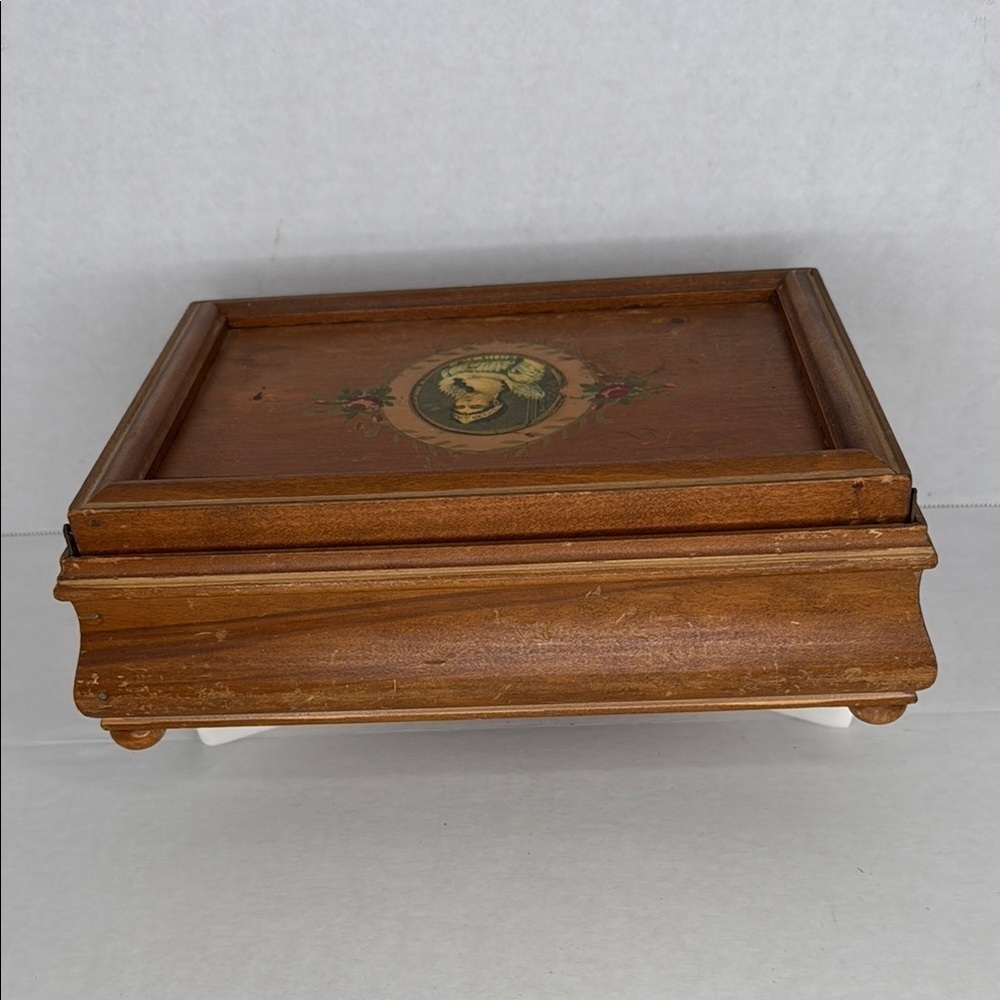 Antique English Victorian Hand Painted Wooden Jewelry Vanity Box - Picture 8 of 13